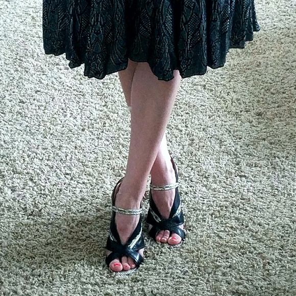 Modern Vintage Taryn Python heels - 7.5 - Picture 4 of 8